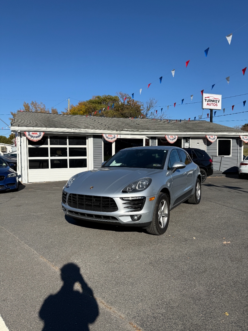 2017 Porsche Macan